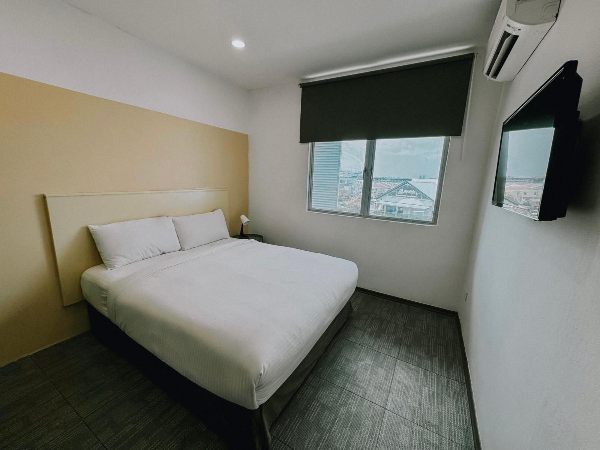 The Concept Hotel Melaka City Malacca Exterior foto